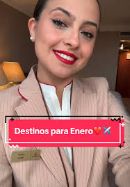 Nicole Smith Ludvik Azafata De Emirates Airlines