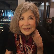 ThrowbackThursday: Cybill Shepherd presenting at the 44th Oscars in 1972  and Cybill Shepherd as "Betsy" in "Taxi Driver" (1976).