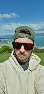 Hi, I'm Damian, 32, from Germany, and I'm here