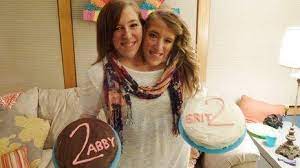 Tlc has never had a shortage when it comes to introducing the world to interesting people with interesting stories — but there are few people who have captivated an audience like twins abby. Viral Issues Abby And Brittany Hensel Restroom Things Most People Don T Know About Conjoined Sisters Abby And Brittany Abby And Brittany Hensel Were Born Conjoined 27 Years Ago