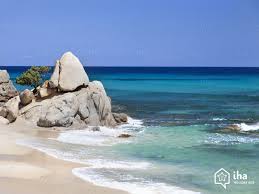 Vi aiuteremo a trovare la soluzione più adatta per trascorrere delle splendide vacanze in uno dei mari tra i più belli della sardegna. Affitti Costa Rei In Una Casa Per Vacanze Con Iha Privati