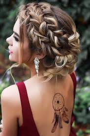 A gorgeous necklace will stand out nicely when hair is off the neck. Hairstyle For Country Wedding Pilihlah K