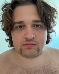 I'm starting to look too good and I'm worried about the hello ladies tour  in 8 days because what if I get too caught up and lose myself in my new good