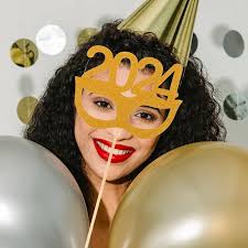 24 Pcs Party Photo Props New Year Supplies Tiered Tray Decorations Sun  Glasses 2024 Years Eve Booth