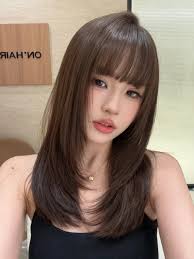 Mặt tròn để tóc gì đẹp? Top+ 30 kiểu tóc cho nữ mặt tròn