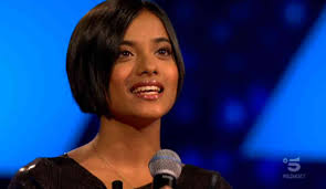 Stella mccartney lancia la collezione aii together now ispirata al video di yellow submarine dei beatles. Sevika Pagano A All Together Now A Me Me Piace O Blues Video Mediaset