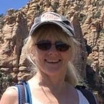 Female housemates in Surprise, AZ