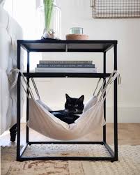 But they are also very fans of the moments of relax (especially the males). Cat Hammock Martha Stewart