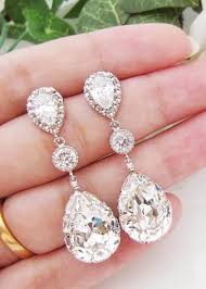 Http Www Lunacatstudio Fr Wedding Day Bling Ideas Sparkle Love These Earrings Very Pretty Boucle Swarovski Earrings Bridesmaid Earrings Beautiful Jewelry