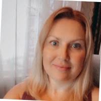 500+ "Connie" profiles