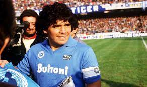 تسعى إدارة نابولي الإيطالي، لبيع عقد لاعبها وكشف مصادر إيطالية، أن مسؤولي نابولي يسعون لبيع عقد لاعبهم الدولي الجزائري، مقابل مبلغ يقدر ما بين 10 إلى 15 مليون أورو. Ù†Ø§Ø¨ÙˆÙ„ÙŠ ÙŠØ·Ù„Ù‚ Ø§Ø³Ù… Ù…Ø§Ø±Ø§Ø¯ÙˆÙ†Ø§ Ø¹Ù„Ù‰ Ù…Ù„Ø¹Ø¨Ù‡ ØªÙƒØ±ÙŠÙ…Ø§ Ù„Ù€ Ø£Ø¹Ø¸Ù… Ù„Ø§Ø¹Ø¨ Ø¹Ù„Ù‰ Ù…Ø± Ø§Ù„Ø¹ØµÙˆØ± Ø±ÙŠØ§Ø¶Ø© Ø¹Ø±Ø¨ÙŠØ© ÙˆØ¯ÙˆÙ„ÙŠØ© Ø§Ù„Ø¥Ù…Ø§Ø±Ø§Øª Ø§Ù„ÙŠÙˆÙ…