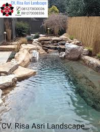 Jasa Tukang Kolam Koi Hias Air Terjun Minimalis Surabaya Arsitek Lanskap Di 2020 Pertamanan Belakang Rumah Water Feature Kolam Renang Alami