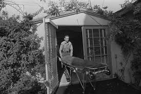 Daily Series Classic Historic Bw Photographs Past Present Stay Tuned 161 Who Why How W Marilyn Monroe Body Marilyn Monroe Marilyn Monroe Death