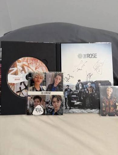 The Rose (더 로즈)