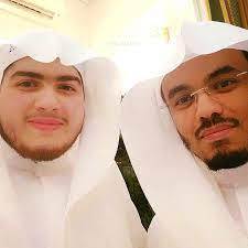 بلغك الله الشهر وشرف الأمة بالنصر وأكرمك بليلة القدر وأسعدك مدى الدهر. Facebook