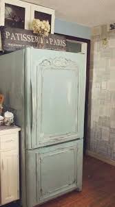 Painted kitchen cabinets give a quick and fresh makeover to old and tired kitchens. Fantistic Diy Shabby Chic Furniture Ideas Tutorials Hative