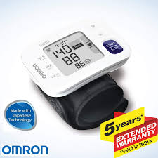 Your new digital blood pressure monitor uses the oscillometric method of blood pressure measurement. Omron Hem 6181 Fully Automatic Wrist Blood Pressure Monitor With Intelligence Technology Cuff Wrapping Guide And Buy Online In Gambia At Gambia Desertcart Com Productid 98985141
