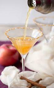 · the salted caramel martini is an incredible caramel vodka mixed drink that dessert mixed drink lovers everywhere will die for. Spiced Caramel Apple Martini The Chunky Chef