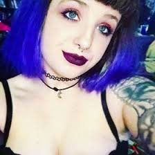 Ebony Crowley (ebonycrowley)