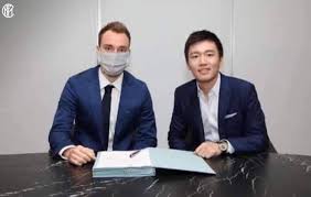 Christian eriksen 'one of eleven inter stars up for sale' months after transfer from tottenham as conte eyes overhaul. Christian Eriksen Wechselt Zu Inter Mailand Makaberes Coronavirus Bild Sorgt Fur Diskussionen Fc Bayern