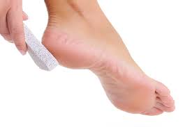 Remede naturel de grand mere pour crevasses et mains abimees. Talons Fendilles Comment Les Reparer Et Hydrater