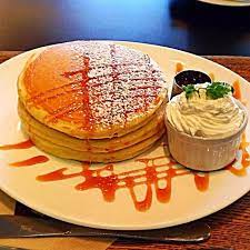 「大宮 カフェ」のおすすめ 1 店舗目は、大宮駅構内にあるパンケーキが有名なカフェ。 人気は「塩キャラメルパンケーキ」（600円）3枚重ねになったボリューム満点なパンケーキは米粉を使用しているのでモチモチ。 2021å¹´æœ€æ–° å¤§å®®ã®ã‚«ãƒ•ã‚§ã§ä»Šå¹´äººæ°—ã®ãŠã™ã™ã‚30åº— Rettyã¾ã¨ã‚