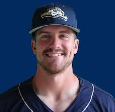 Cecilia Garrett's Instagram, Twitter & Facebook