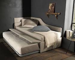 Nel nostro punto vendita di milano in via sighele ang. Letto Singolo Divanetto Bz Line 8 Letti Singoli Letto Moderno Design Line