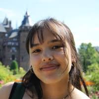 1500+ "Beatriz" profiles