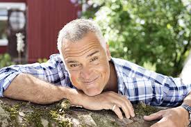 Se hur ernst kirchsteiger går till väga för att sy en vattentät julgransmatta i jul med ernst 2014. 14 Oforglomliga Citat Fran Ernst Kirchsteiger Dromhem Tradgard