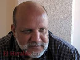 Diez datos y 10 fotos sobre Roberto el 'Pelón' Acosta