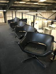 Join millions of loyal customers using the offerup mobile app, the simplest way to buy and sell locally! Used Hitch Mylius Hm85 Swivel Chairs Black Chrystal Hill