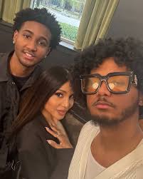 Howard Alum ❤️💙