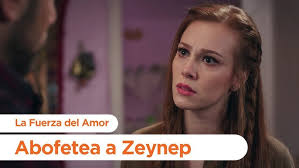 Ali Hikmet abofetea a Zeynep