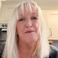 Now, I don;t think I have ever purchased one of these TRIO> They look like  nasty copies of a CLUB Biscuit. What so you think?