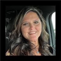 Lynn Glick's Instagram, Twitter & Facebook