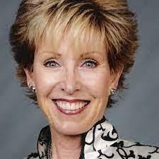 Janice Wentz's Instagram, Twitter & Facebook