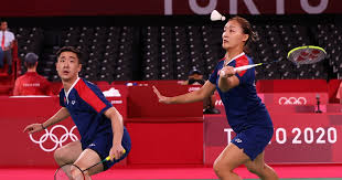 港隊鄧俊文同謝影雪喺8強打敗英國marcus ellis同埋 laurem smith組合，首次晉級入4強 ，創下香港羽毛球體壇嘅歷史記錄 ，聽日早上8點兩位會大戰被稱為中國頭號種子嘅黃雅瓊同埋鄭思維， 到底港隊. Lnmknipjpfpum