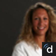 Kimberly Henley's Instagram, Twitter & Facebook