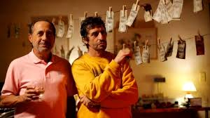 Título original el robo del siglo año 2020 país argentina argentina dirección ariel winograd guion alex zito, fernando araujo música darío eskenazi fotografía félix monti reparto guillermo francella, diego peretti, luis luque, pablo rago, rafael ferro, mariano argento productora az films. El Robo Del Siglo El Humor Argentino Nunca Pasa De Moda