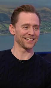 Tom Hiddleston says he can't wait to watch Scotland play Ireland in the  #SixNations rugby