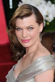 What Does It Mean To Have A Widows Peak Solved By Celebrities Widow S Peak Widows Peak Hairstyles Medium Length Hair Styles