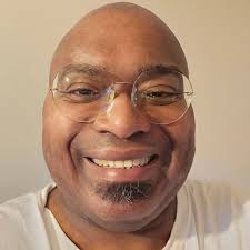 Enjoying the sun and my long hair before i cut it off 💙☀️💇🏻‍♀️