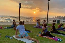 We also offer 200hr yoga teacher trainings, workshops, retreats in bali & oahu and yoga surf experiences. Waikiki Yoga Class On The Beach With Diamondhead Backdrop 2021 Oahu
