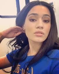 Alicia Crowder's Instagram, Twitter & Facebook