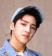 Apakah orang yg biasa2 aja bisa terlihat keren dengan tips dan trik fotografi yang baik dan benar? Jungkook Yeri Wooseok Emang Orang Jelek Nggak Boleh Jatuh Cinta Ya Fanfiction Fanfiction Amreading Books Wattpad Segi Lima Orang Wattpad