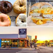 Majoitus valikoima oceana coastal kitchen maamerkin lähellä vaihtelee. Sandiegoville Local Donut Shop Responds To Yelp Review Complaining Of Homeless Man In Most Endearing Way