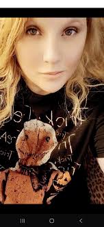 Im a Sammy girl so definitely sam 😍😍