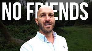 How To Be Happy Without Friends: 20 Tips To Be Your Own Best Friend - Hack  Spirit