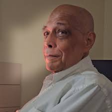 In a physics context, what do students find difficult in using Lagrangian  and Hamiltonian methods?